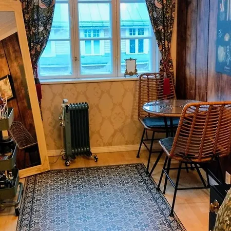 Viinikan Taehti Lemmikkiystaevaellinen Kotimajoitus *